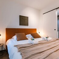 Cozy Apartment a Stone s Throw From the Beach
