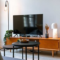 Modern Apartment Located at Historical Main Square