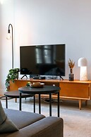 Modern Apartment Located at Historical Main Square