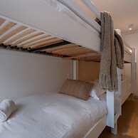 Spacious two Bedroom Apartment in Knokke
