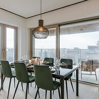 Beautiful Apartment With Terrace and Parking