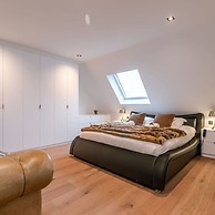 Luxurious Apartment With Parking