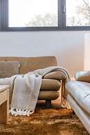 Luxurious Apartment With Parking