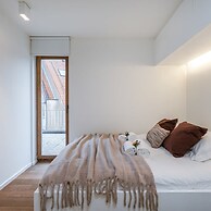 Modern Apartment With Terraces and Parking