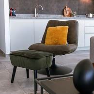 Bright Apartment With Seaview