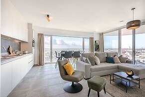 Bright Apartment With Seaview