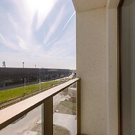 Modern Apartment With South Facing Terrace