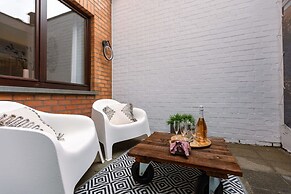 Boulevard Apartment Near the Beach