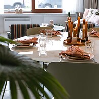 Boulevard Apartment Near the Beach