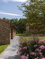 Quiet and Authentic Vacation Property With Pond