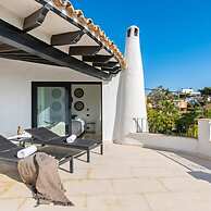 Relax in Luxury at This Stunning Seaside Villa