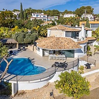 Relax in Luxury at This Stunning Seaside Villa