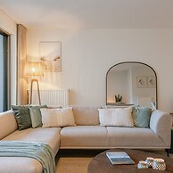 Bright Apartment in Sky Garden With Terrace