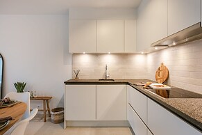 Bright Apartment in Sky Garden With Terrace