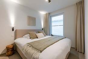 Cozy Ground-floor Apartment With Spacious Terrace