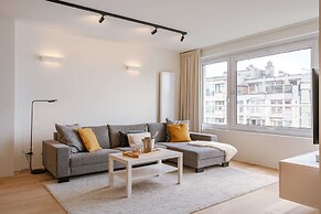 Trendy Apartment for 4 at 200m From the Coastline