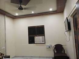 Baba Paying Guest House