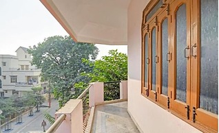 Baba Paying Guest House