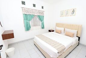 Villa ChavaMinerva Aries Ciater with Private Pool