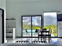 Black & White Apartments Monteverde