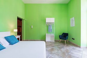 Partenope Spacious Home by Wonderful Italy