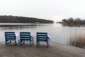 Bergs Gård & Hållsvikens Gård