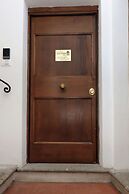 Golden Pantheon Rooms
