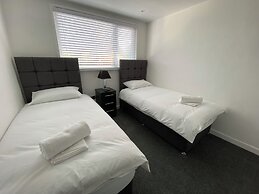 Lovely Refurbished 3-bed House in Liverpool