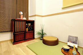 Tokyo Shimbashi 579