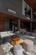 Villa Casa Wins