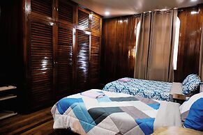 Topaz Bed and Breakfast Hotel