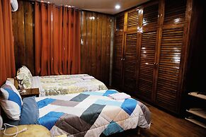 Topaz Bed and Breakfast Hotel