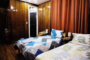 Topaz Bed and Breakfast Hotel