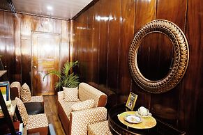 Topaz Bed and Breakfast Hotel