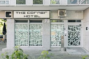 Homaris The Corner – Self-Check In
