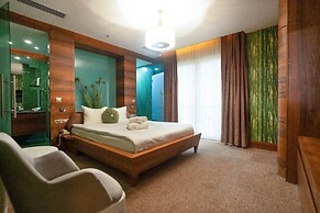 GOLDEN PARS HOTEL