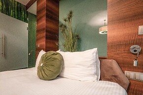 GOLDEN PARS HOTEL