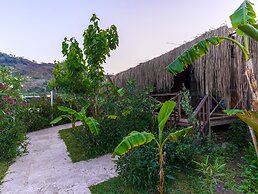 Izgen Bungalows Çıralı