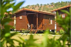 Izgen Bungalows Çıralı