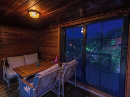 Izgen Bungalows Çıralı