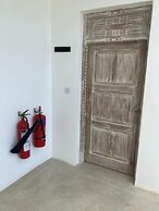 Ahadi Beachfront 2 Bedroom by YourHost