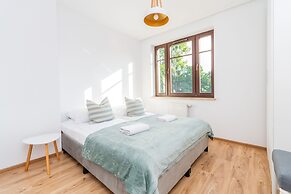 Tropicana by Grand Apartments