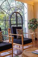 Riverside Park Apartments by YourHost