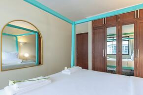 Riverside Park Apartments by YourHost