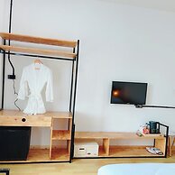 Penguin Villa Resort & Bistro