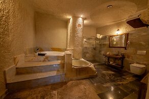 Majestic Cave House