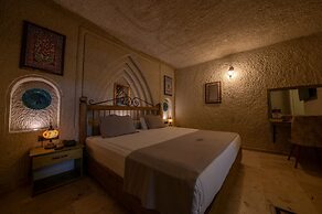 Majestic Cave House