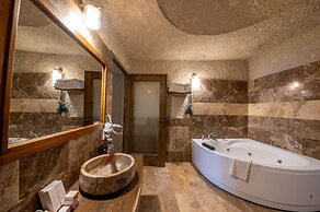 Majestic Cave House