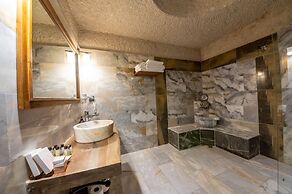Majestic Cave House