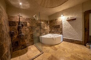 Majestic Cave House